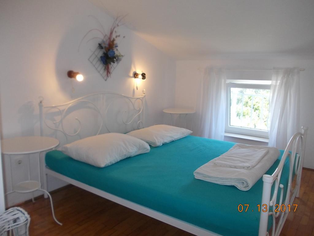 Apartments Blue Sea Мали-Лошинь Экстерьер фото